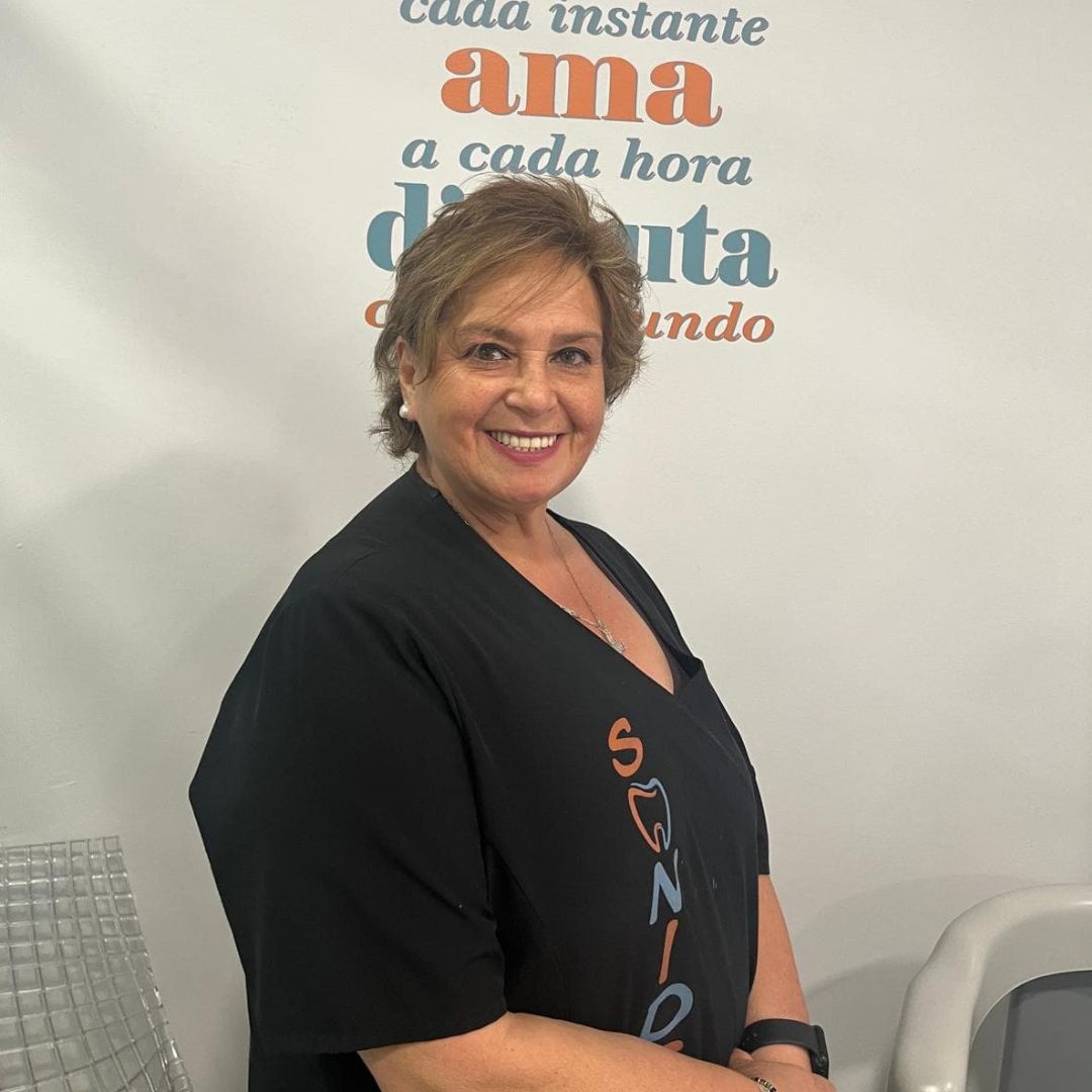 Carmen Lopez-Oliva_auxiliar